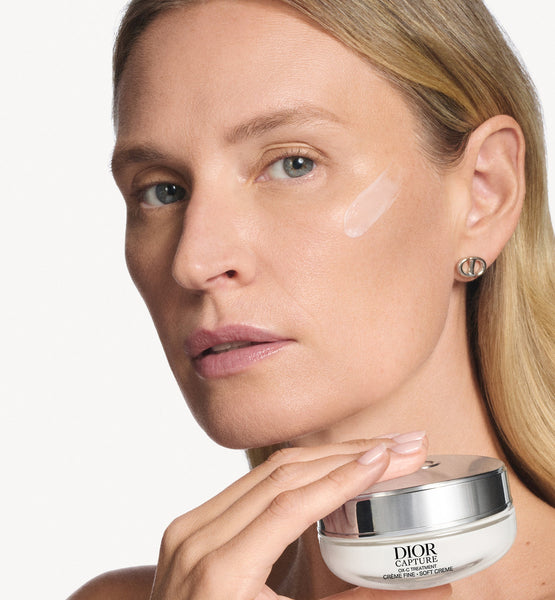 Charger l'image dans la galerie, DIOR CAPTURE SOFT CREME